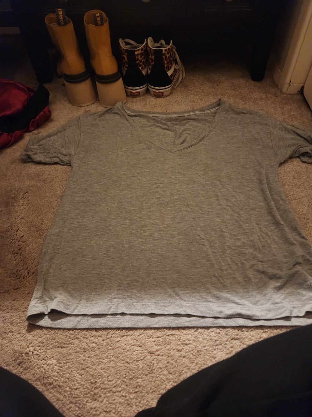 Victoria's Secret Heather Gray V-Neck Short Sleeve Tee